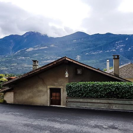 Fully, Valais Chalet Accueillant Avec Cheminee Villa ภายนอก รูปภาพ