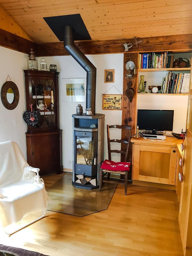 Fully, Valais Chalet Accueillant Avec Cheminee Villa ภายนอก รูปภาพ